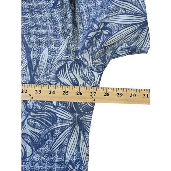 Van Heusen Men’s Air Classic Fit Colony Blue/White Wicking Shirt XL Hawaiian - Picture 4 of 7